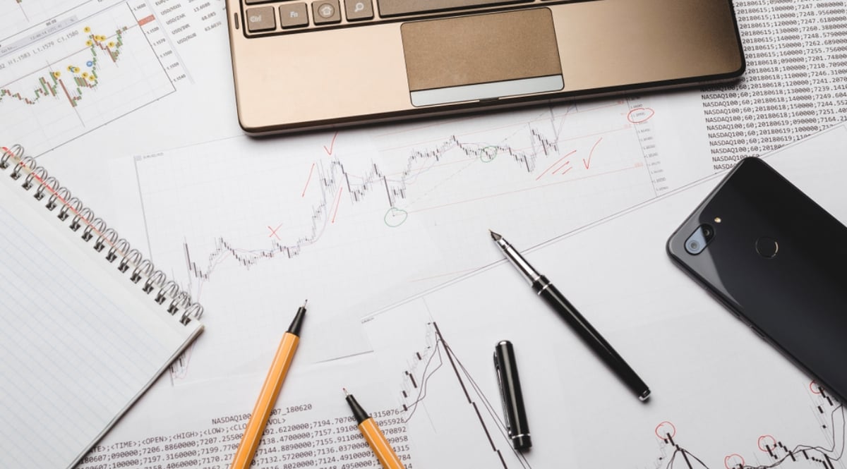 How to calculate contribution margin ratio formula?