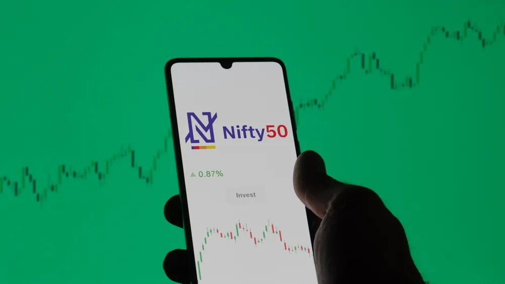 Nifty отступает, а German 40 начинает восстанавливаться